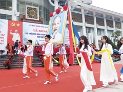 Hơn 2.000 học sinh tham gia Hội khoẻ Phù Đổng quận Thanh Xuân