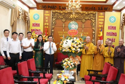 Lãnh đạo thành phố Hà Nội chúc mừng Lễ Phật đản, Phật lịch 2567