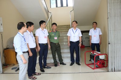 Huyện Quốc Oai: 100% điểm thi tuyển sinh lớp 10 được trang bị máy phát điện
