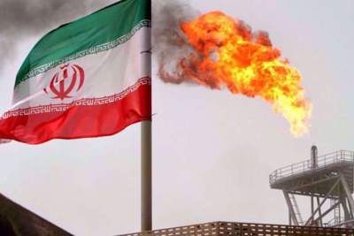 Dầu mỏ Iran làm khó nỗ lực giải cứu giá của OPEC+