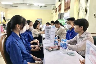 Hà Nội tuyển dụng 1.430 lao động, mức lương tới trên 15 triệu đồng
