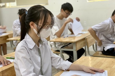 Tỷ lệ tuyển vào lớp 10 THPT công lập của Hà Nội năm 2023 là 60,9%