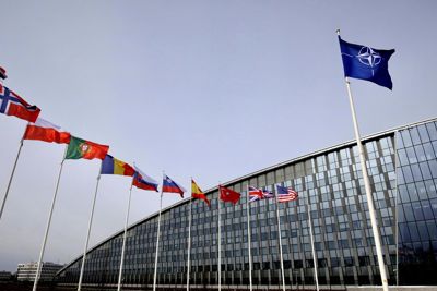 Moscow, Bắc Kinh cùng lên tiếng về tuyên bố chung của thượng đỉnh NATO