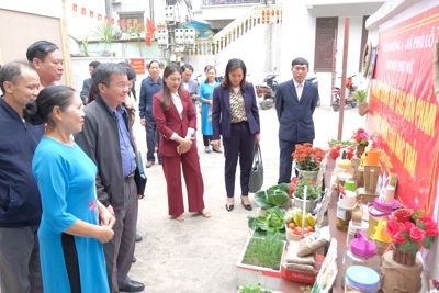 Khen thưởng 3 xã làm tốt xây dựng nông thôn mới của huyện Sóc Sơn