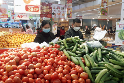 Hà Nội: Nắng nóng, siêu thị đồng loạt giảm giá thực phẩm giải nhiệt