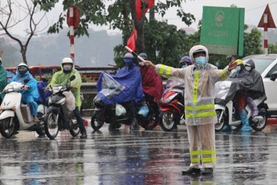 Công an TP Hà Nội khuyến cáo người dân phòng chống bão số 1