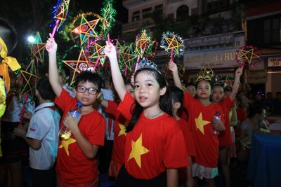 Hà Nội tổ chức Tết Trung thu năm 2023 cho trẻ em 