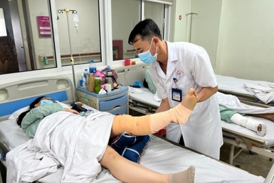 Hà Nội: Bị sưng khớp gối, thiếu nữ 16 tuổi bất ngờ mắc bệnh hiếm gặp
