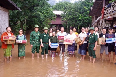 Bộ đội Biên phòng Hà Tĩnh tiếp cận hiện trường sạt lở đất tại Lào