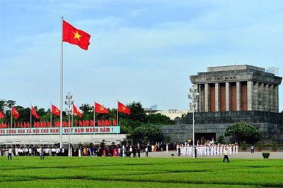 Tiếp tục tổ chức Lễ viếng Chủ tịch Hồ Chí Minh từ 15/8/2023