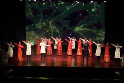 Đặc sắc giao lưu văn hóa tôn vinh sắc màu ASEAN 
