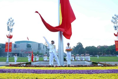 Lễ Thượng cờ trên Quảng trường Ba Đình trong những ngày Thu lịch sử