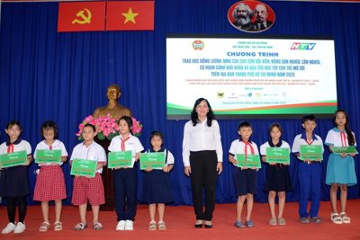 Hội Nông dân TP Hồ Chí Minh trao 727 suất học bổng Lương Định Của