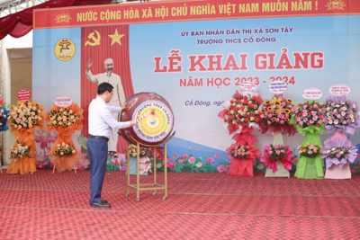 Gần 33.000 học sinh của thị xã Sơn Tây bước vào năm học mới