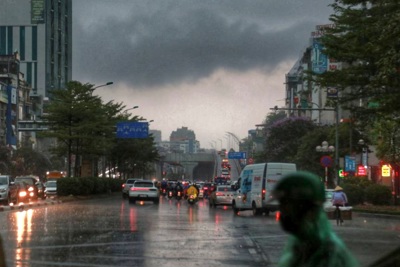 Dự báo thời tiết Hà Nội ngày 11/9: Mưa dông có khả năng xảy ra lốc