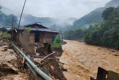 Khắc phục hậu quả lũ quét tại Lào Cai, ứng phó mưa lũ ở miền núi