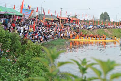 700 VĐV dự Lễ hội bơi Trải truyền thống quận Hoàng Mai
