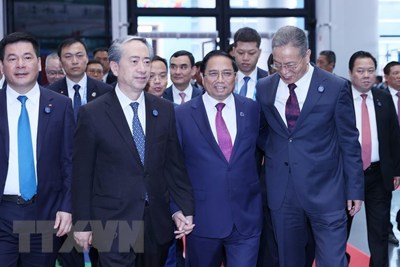 Mong muốn Việt Nam thành điểm trung chuyển hàng hóa ASEAN-Trung Quốc