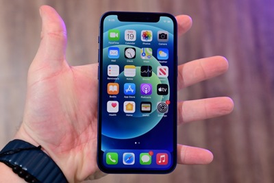 Apple sẽ tung ra bản cập nhật khắc phục bức xạ iPhone 12