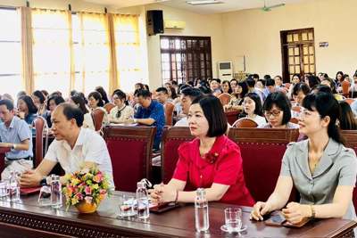 Huyện ủy Thanh Trì bồi dưỡng kiến thức tới 420 cán bộ