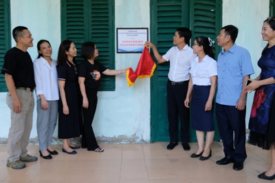 Bàn giao công trình hỗ trợ trường Giáo dục trẻ em khuyết tật huyện Sóc Sơn