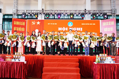 Hà Nội: Biểu dương 100 người cao tuổi huyện Sóc Sơn 