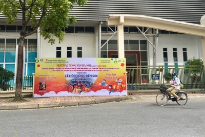 Tái hiện lễ hội Gióng Đền Sóc tại Festival Nông sản Hà Nội 2023