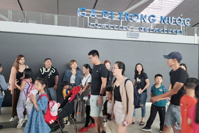 Chủ tịch UBND tỉnh Kiên Giang: Cần cơ chế vé máy bay cho Phú Quốc