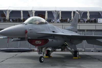 NATO-Nga có thể đụng độ nếu Ukraine nhận được máy bay F-16, tên lửa ATACMS