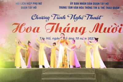 Quận Tây Hồ: Hấp dẫn chương trình nghệ thuật “Hoa tháng Mười”