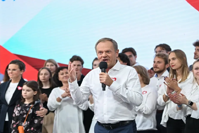 Bầu cử Ba Lan: Một người thắng, triệu người vui?