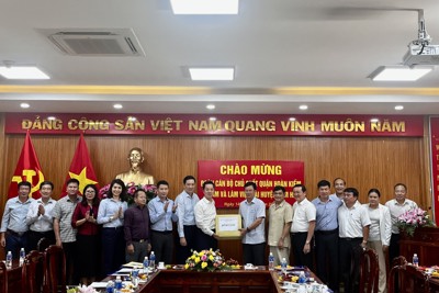 Quận Hoàn Kiếm: Thăm và làm việc tại huyện Lâm Hà, tỉnh Lâm Đồng