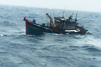 15 ngư dân Quảng Nam mất tích do chìm tàu trên biển