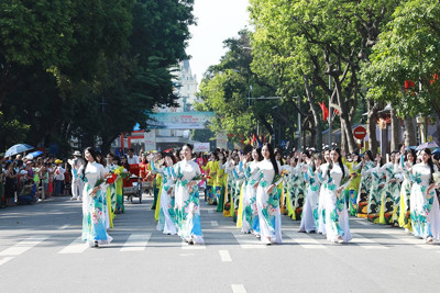 Hòa mình trong từng sự kiện