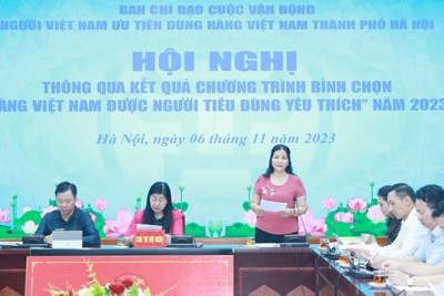 Hà Nội: Tôn vinh hàng trăm thương hiệu thời trang Việt, mừng Ngày truyền thống MTTQ