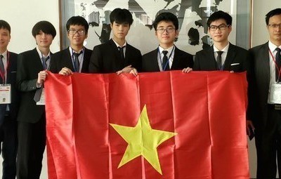 9 học sinh đạt thành tích quốc tế được Thủ tướng tặng Bằng khen