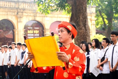 Hà Nội: Giáo dục di sản văn hóa cho học sinh được phụ huynh ủng hộ