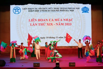 Sôi động Liên hoan ca múa nhạc lần thứ XIX của Hiệp hội UNESCO Hà Nội