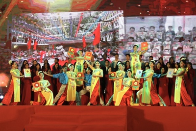 “Chắp cánh ước mơ” – chương trình nghệ thuật chào mừng Ngày Nhà giáo Việt Nam