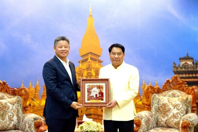 Phó Chủ tịch UBND TP Nguyễn Mạnh Quyền thăm và làm việc tại Lào