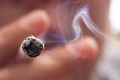 Cảnh báo sau lệnh cấm bán thuốc lá đầu tiên trên thế giới bị hủy bỏ