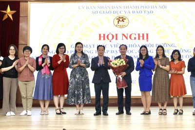 56 giáo viên Hà Nội đi học tập, nâng cao phương pháp dạy học tại Úc