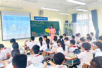 Hà Nội: Coi trọng phát triển đội ngũ nhà giáo, cán bộ quản lý giáo dục