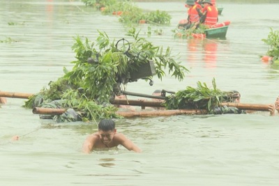 Hà Tĩnh: Trung đoàn 841 diễn tập vượt sông