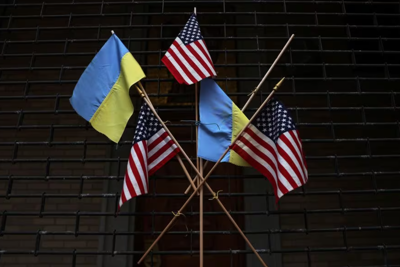 Viện trợ cho Ukraine thêm khó