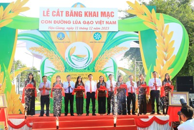 Khai mạc triển lãm "Con đường lúa gạo Việt Nam"