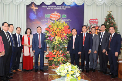 Lãnh đạo TP chúc mừng Giáng sinh Hội Thánh Tin lành Việt Nam (miền Bắc)