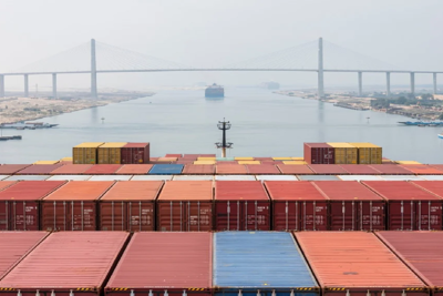 Phí vận tải Trung Quốc - châu Âu tăng cao trước biến động trên Biển Đỏ