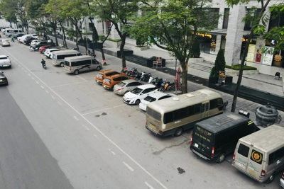 Tại phường Hoàng Liệt: Trông giữ xe sai phép gây mất an toàn giao thông