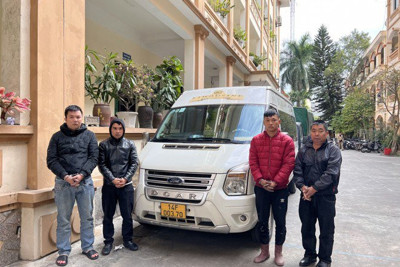Bắc Ninh: Bắt các đối tượng giả vờ đón xe khách để cướp tài sản